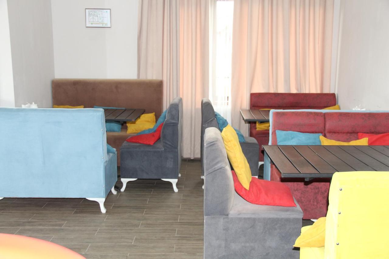 Tskaltubo Hotel Terrace Bagian luar foto